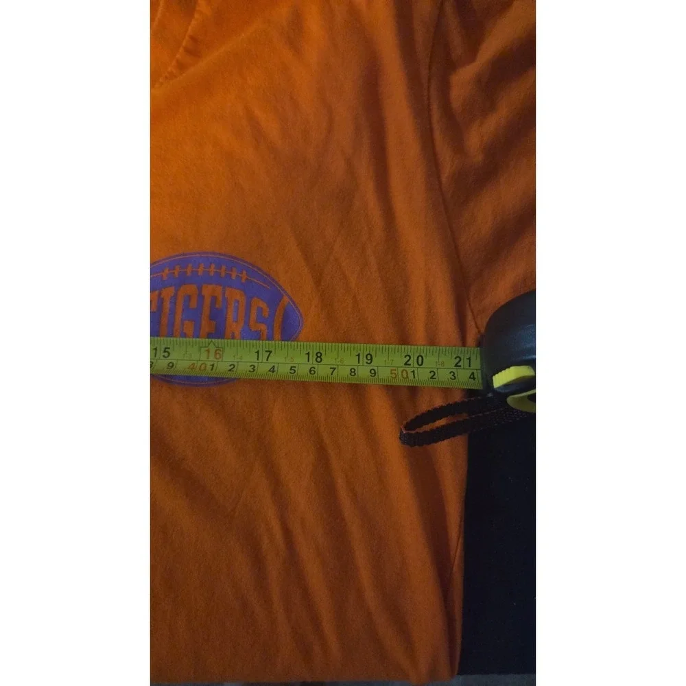 CLEMSON UNIVERSITY COLLEGE T-SHIRT WITH TIGER SIZE M